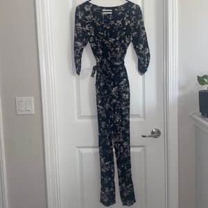 Abercrombie and Fitch jumpsuit size small